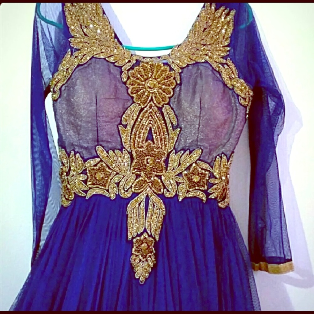 Indian lengha churidar Pakistan gold dress outfit